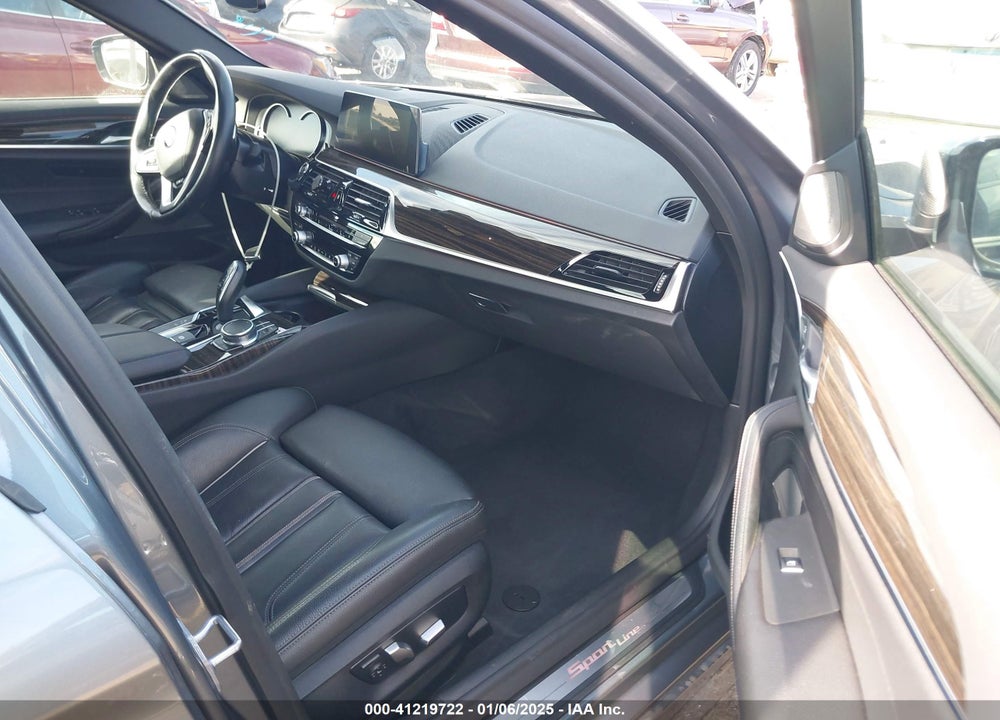 2018 BMW 540I VIN: WBAJE5C54JWA97924