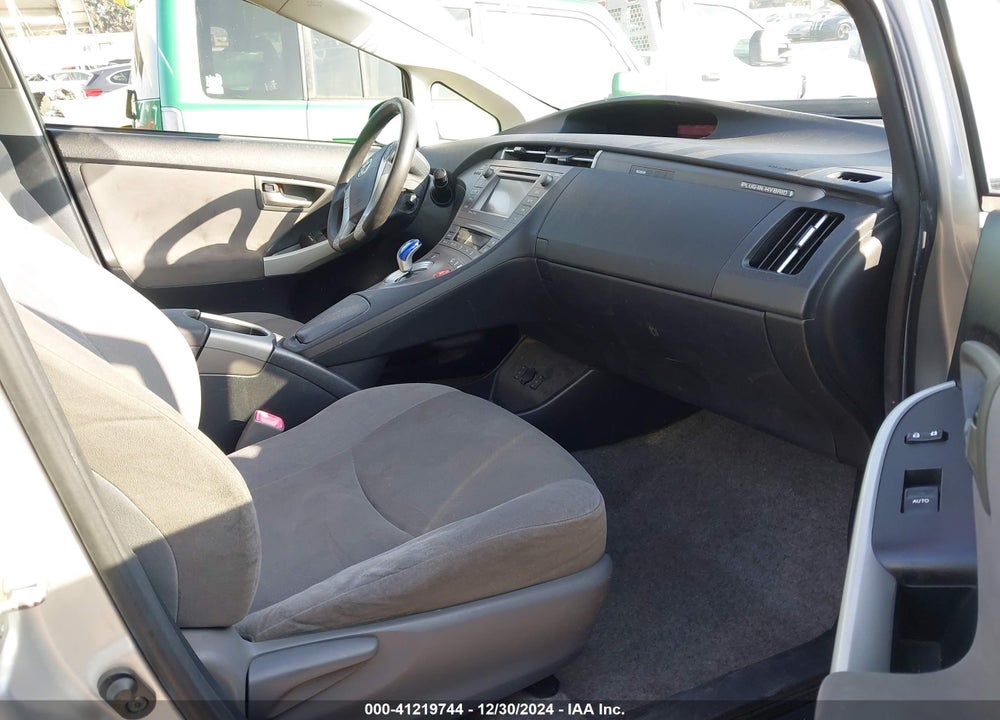 2013 TOYOTA PRIUS PLUG-IN VIN: JTDKN3DP4D3046390