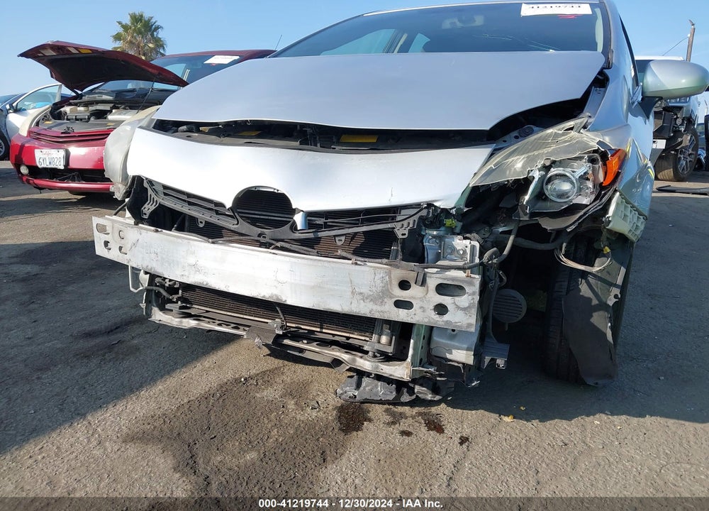 2013 TOYOTA PRIUS PLUG-IN VIN: JTDKN3DP4D3046390