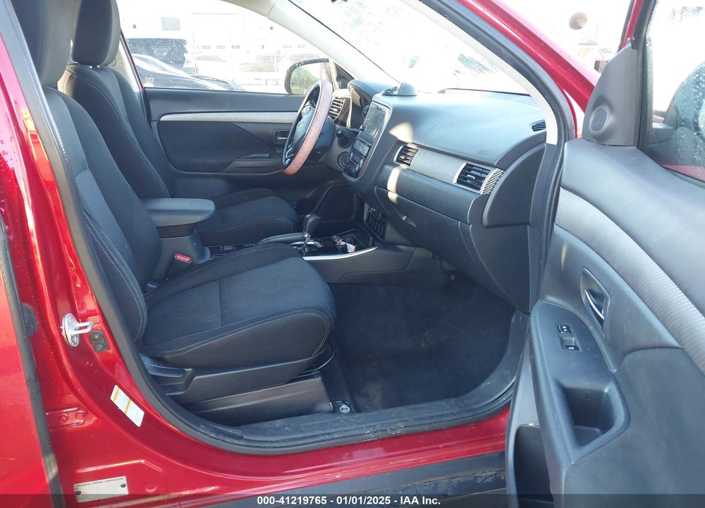 2018 MITSUBISHI OUTLANDER SE VIN: JA4AD3A38JZ011175