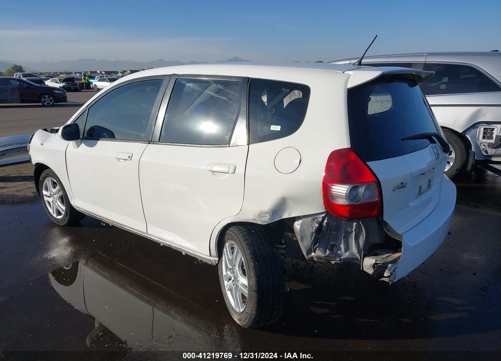 2008 HONDA FIT SPORT VIN: JHMGD38688S009329