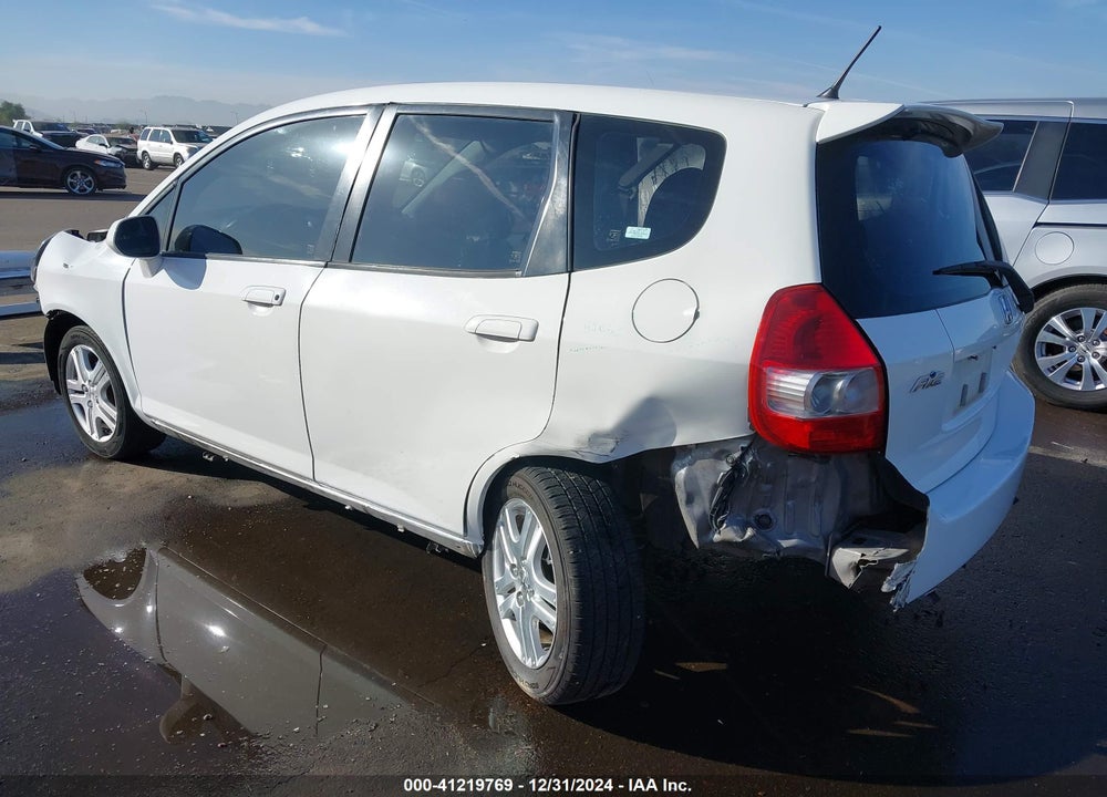 2008 HONDA FIT SPORT VIN: JHMGD38688S009329