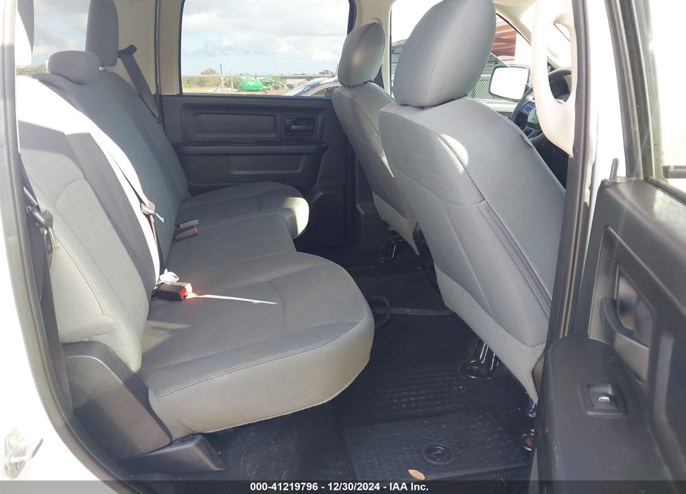 2016 RAM 1500 EXPRESS VIN: 1C6RR7KTXGS281713