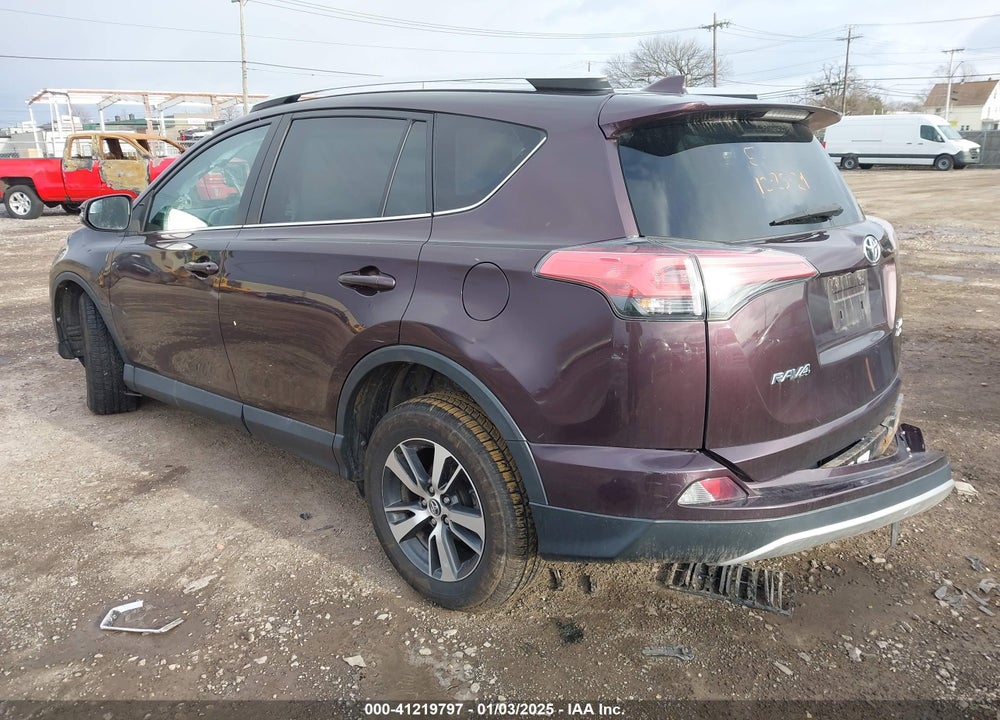 2016 TOYOTA RAV4 XLE VIN: 2T3RFREVXGW528276