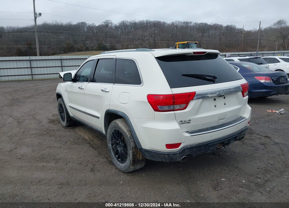 2011 JEEP GRAND CHEROKEE VIN: 1J4RR5GTXBC613247