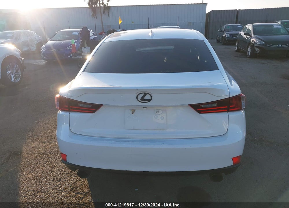2016 LEXUS IS 200T VIN: JTHBA1D20G5010529