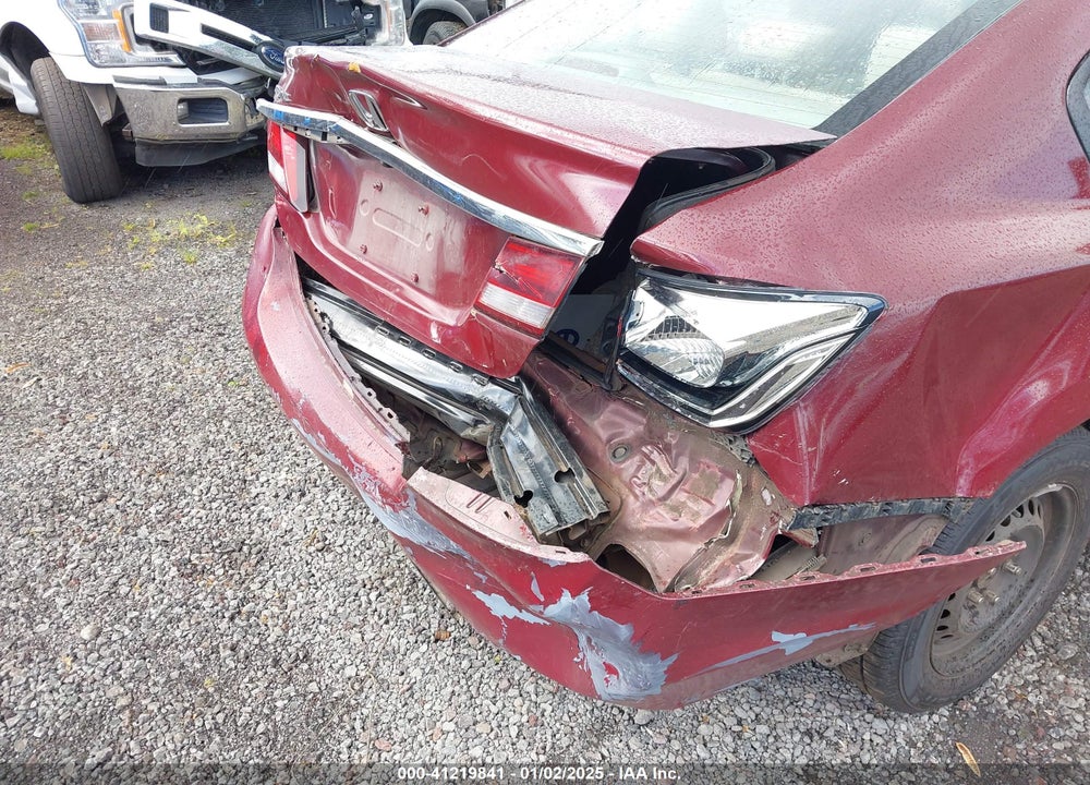 2013 HONDA CIVIC VIN: 2HGFB2F57DH586105