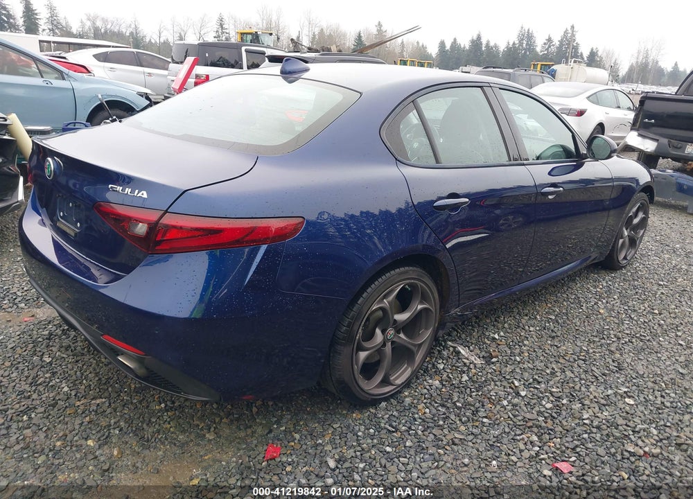 2017 ALFA ROMEO GIULIA VIN: ZARFAEEN7H7551706