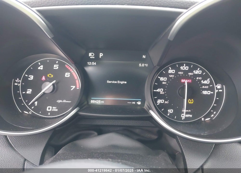 2017 ALFA ROMEO GIULIA VIN: ZARFAEEN7H7551706
