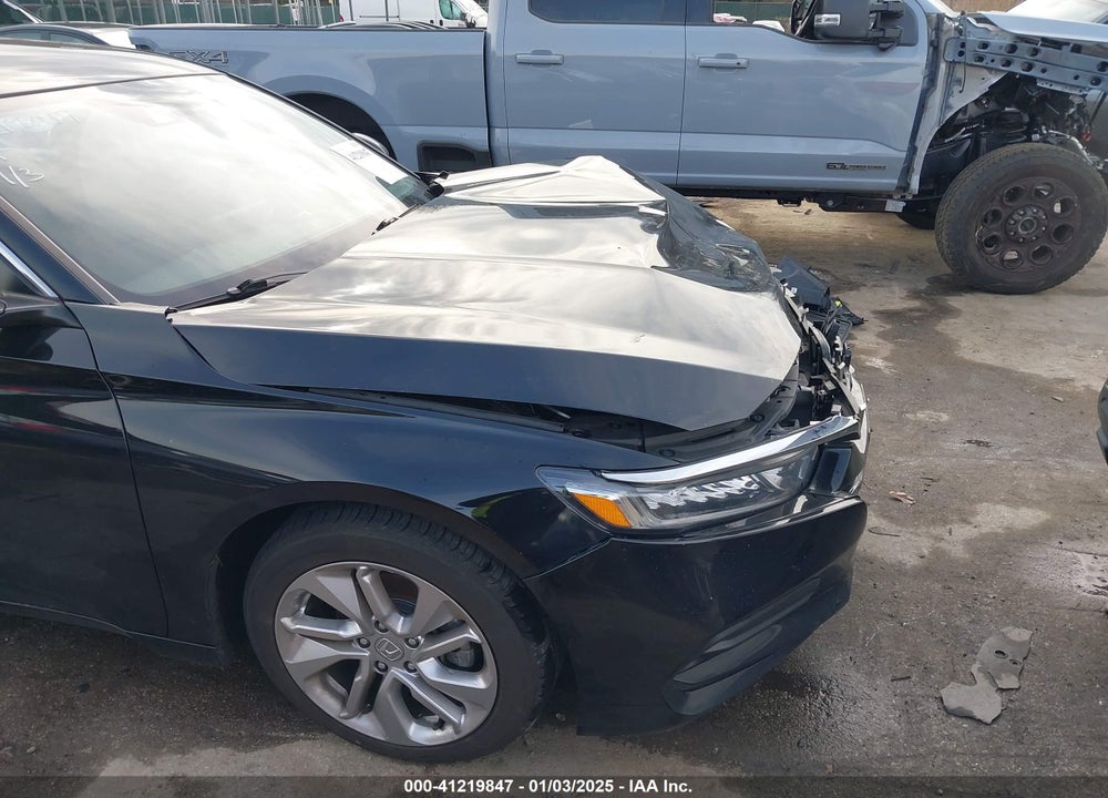 2018 HONDA ACCORD LX VIN: 1HGCV1F18JA224795