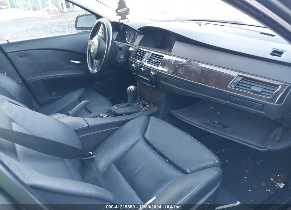 2007 BMW 550I VIN: WBANB53517CP07246