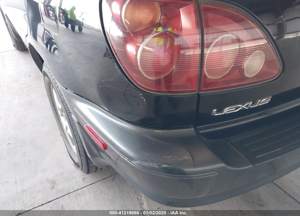 1999 LEXUS RX 300 VIN: JT6HF10U5X0052607