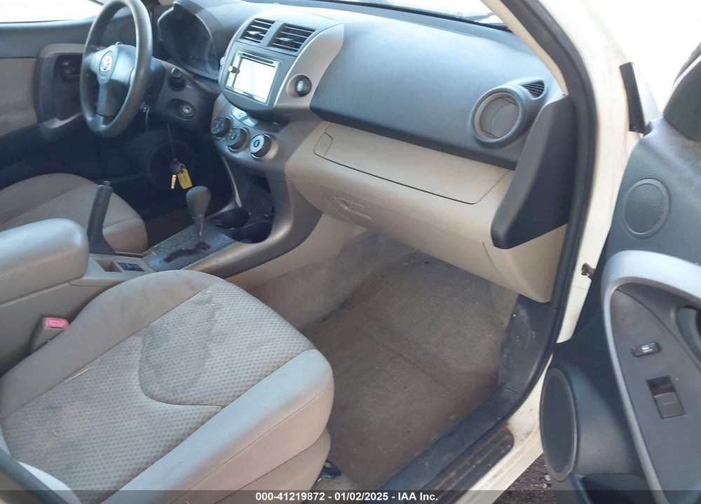 2006 TOYOTA RAV4 VIN: JTMBD33V265024110