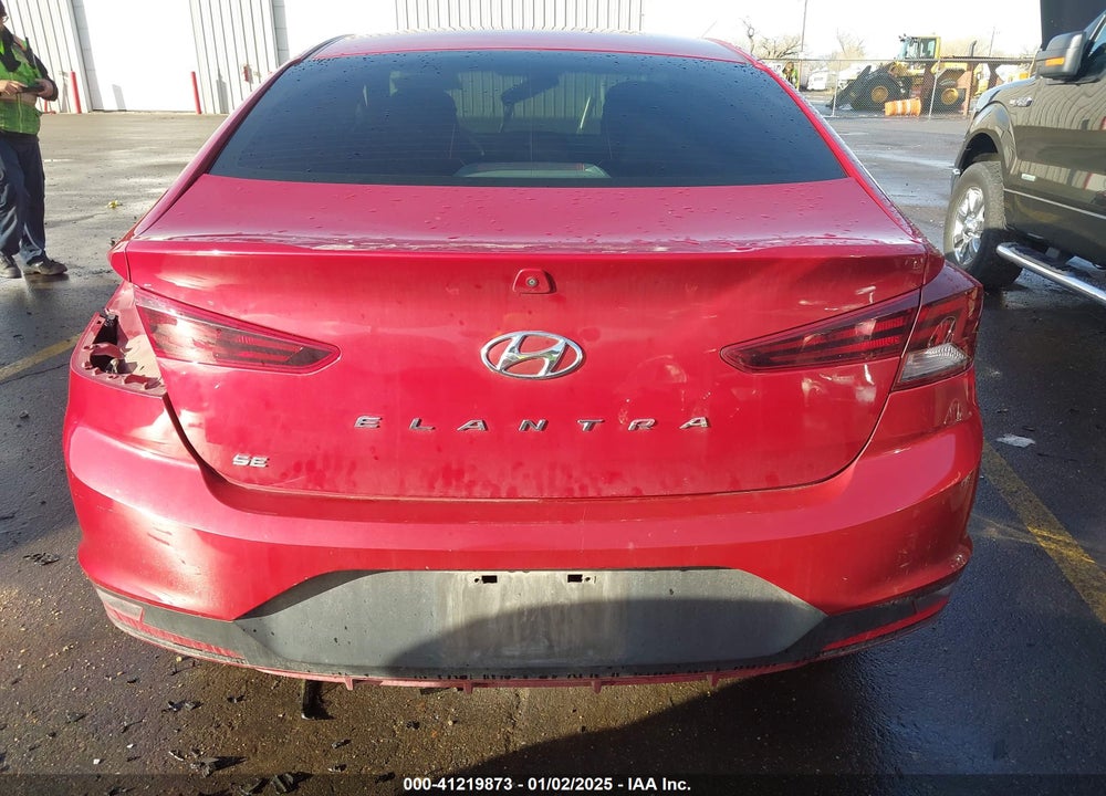 2019 HYUNDAI ELANTRA VIN: KMHD74LF4KU778832