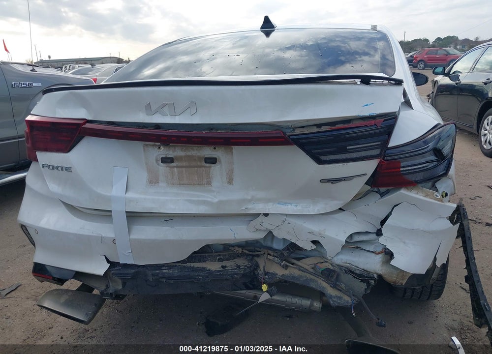 2023 KIA FORTE VIN: 3KPF44AC6PE533437
