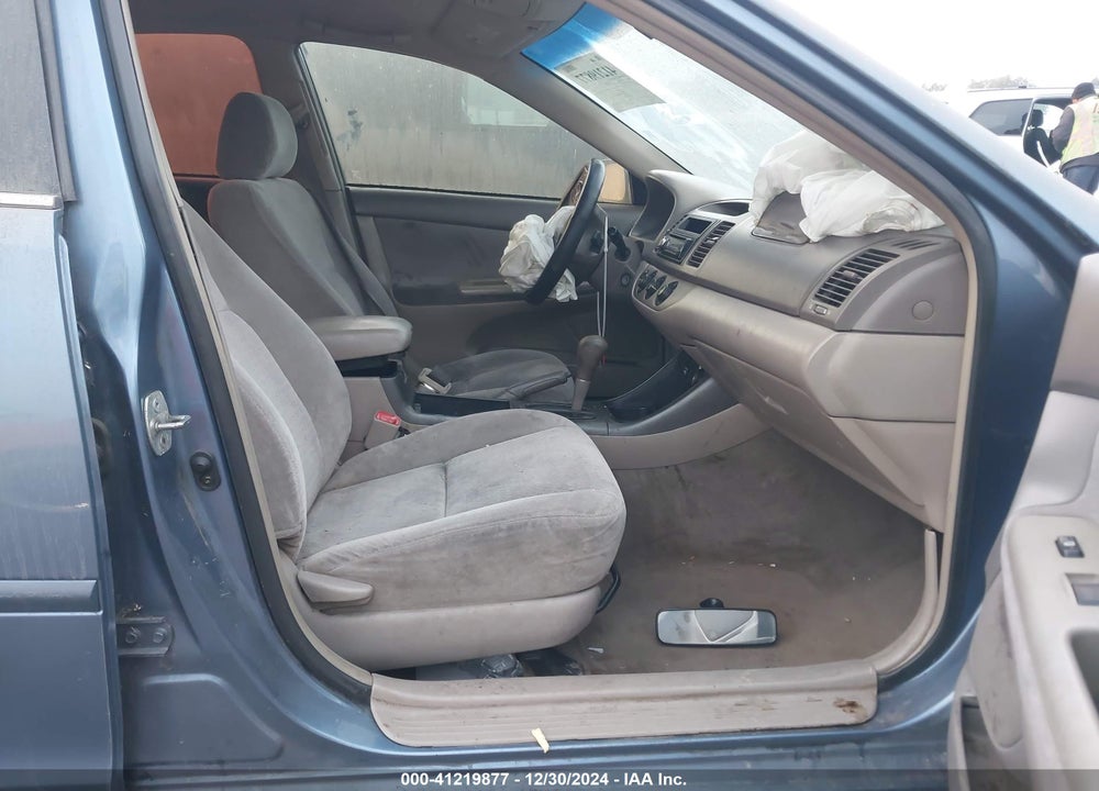 2004 TOYOTA CAMRY LE VIN: 4T1BE32K74U853435
