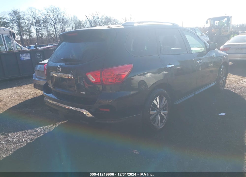 2017 NISSAN PATHFINDER S VIN: 5N1DR2MM5HC914041