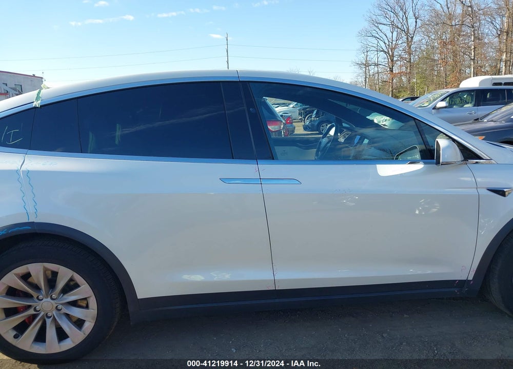 2019 TESLA MODEL X P100D/PERFORMANCE VIN: 5YJXCBE45KF188953