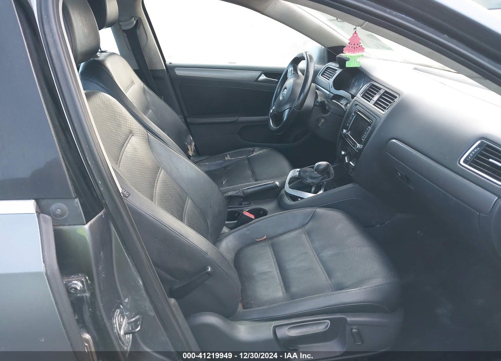 2013 VOLKSWAGEN JETTA 2.0L TDI VIN: 3VWLL7AJ7DM447770