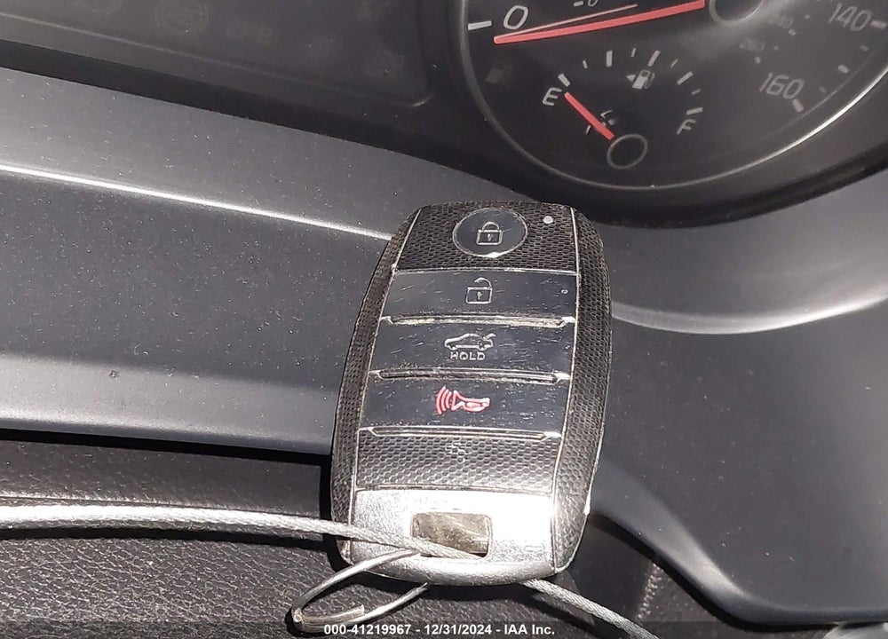 2017 KIA OPTIMA VIN: KNAGV4LD4H5011388