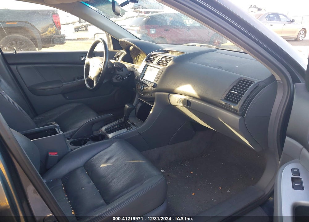 2003 HONDA ACCORD 2.4 EX VIN: JHMCM56743C087664
