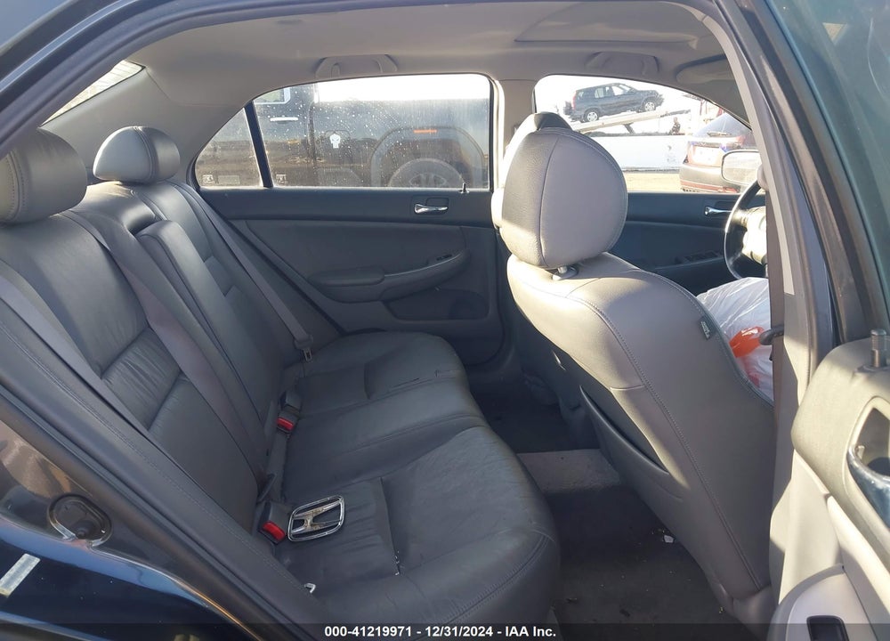 2003 HONDA ACCORD 2.4 EX VIN: JHMCM56743C087664