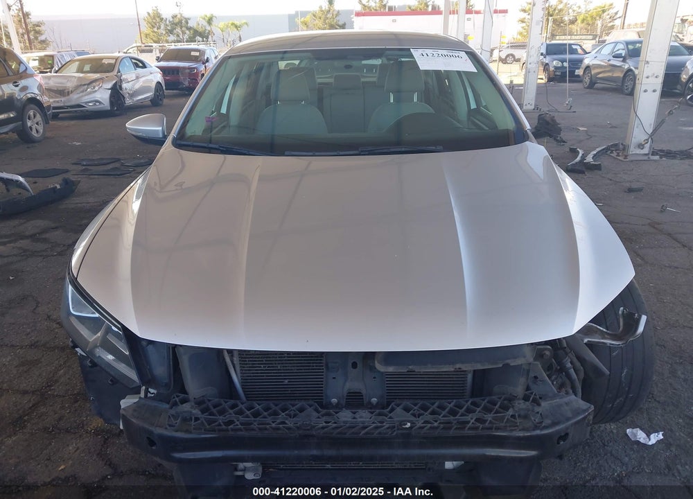 2016 VOLKSWAGEN PASSAT VIN: 1VWAT7A30GC061447