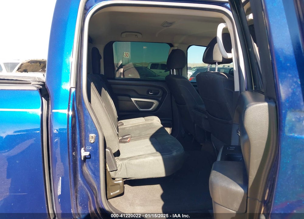 2017 NISSAN TITAN SV VIN: 1N6AA1EK2HN535280