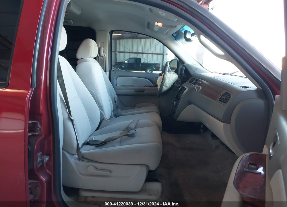 2007 GMC YUKON SLE VIN: 1GKFC13037R199025