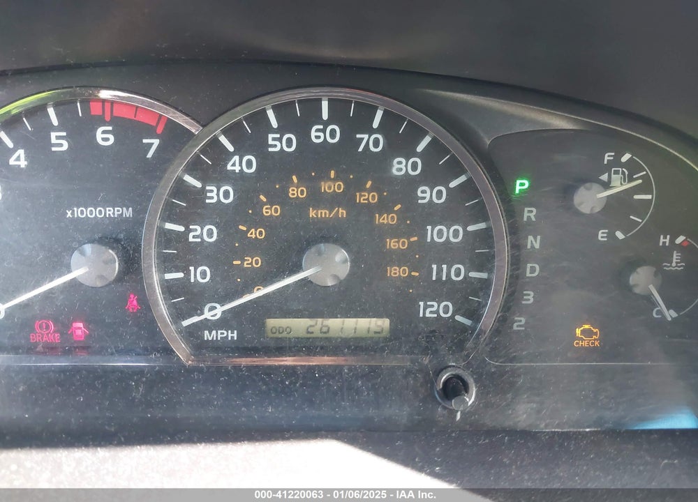 2005 TOYOTA SEQUOIA SR5 V8 VIN: 5TDZT34A85S256412