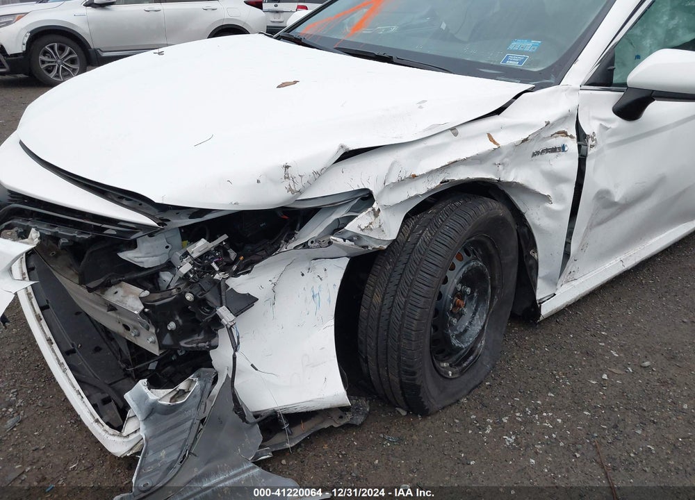 2020 TOYOTA CAMRY LE HYBRID VIN: 4T1C31AK6LU528886