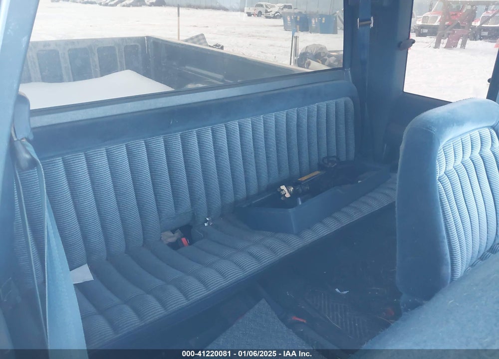1990 GMC SIERRA C1500 VIN: 2GTEC19K6L1561125