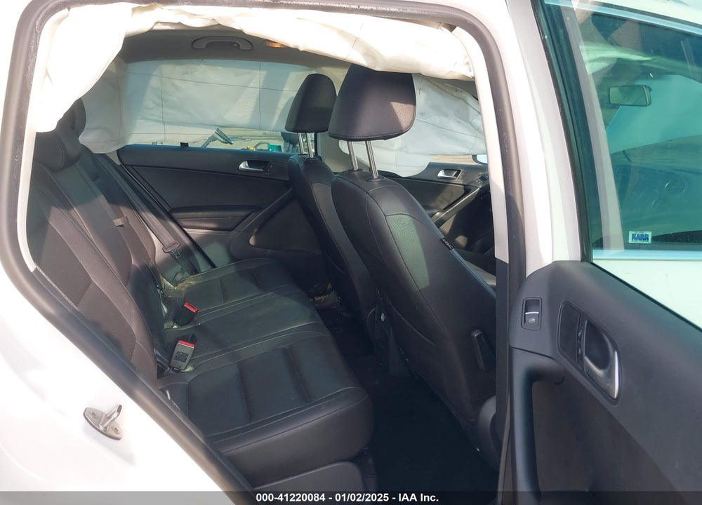 2013 VOLKSWAGEN TIGUAN SE VIN: WVGAV3AX1DW561325