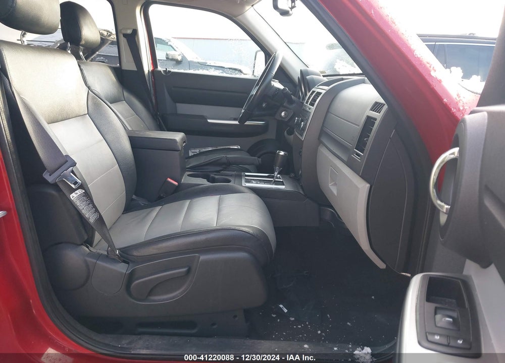 2010 DODGE NITRO SXT VIN: 1D4PU5GX7AW100651