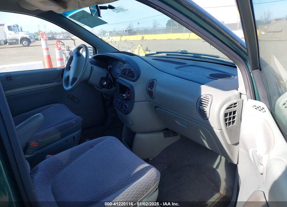 1999 DODGE CARAVAN VIN: 2B4FP25B6XR452043