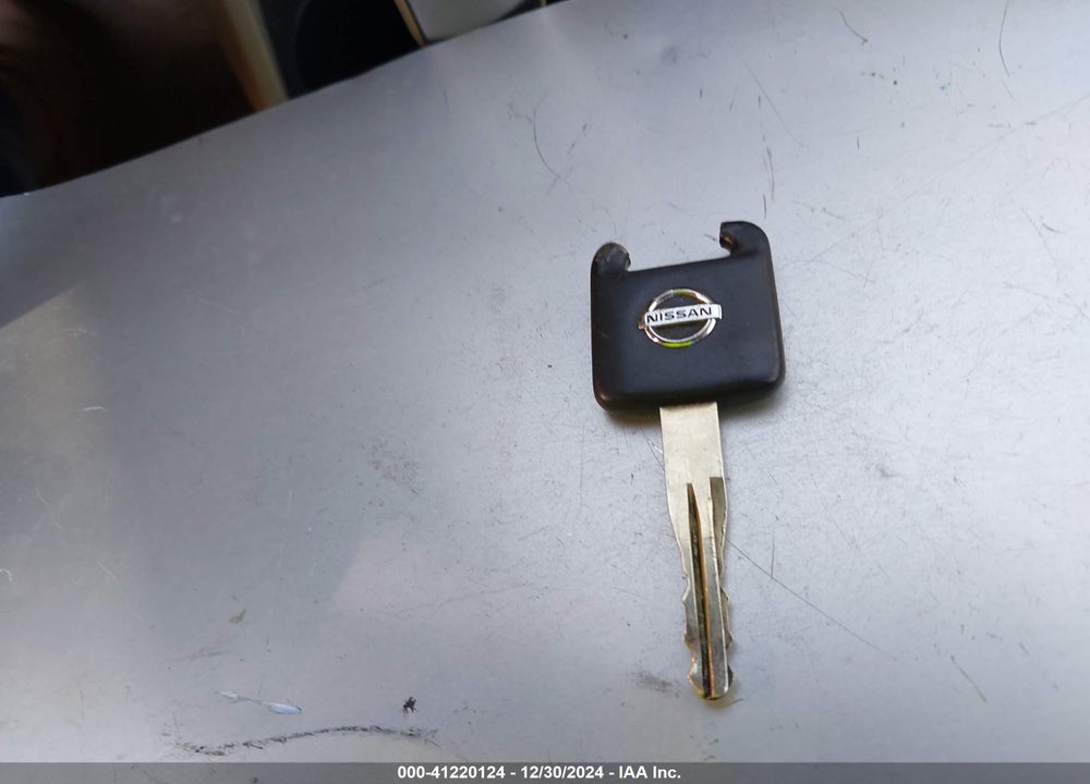 2009 NISSAN VERSA 1.8SL VIN: 3N1BC13E69L400936