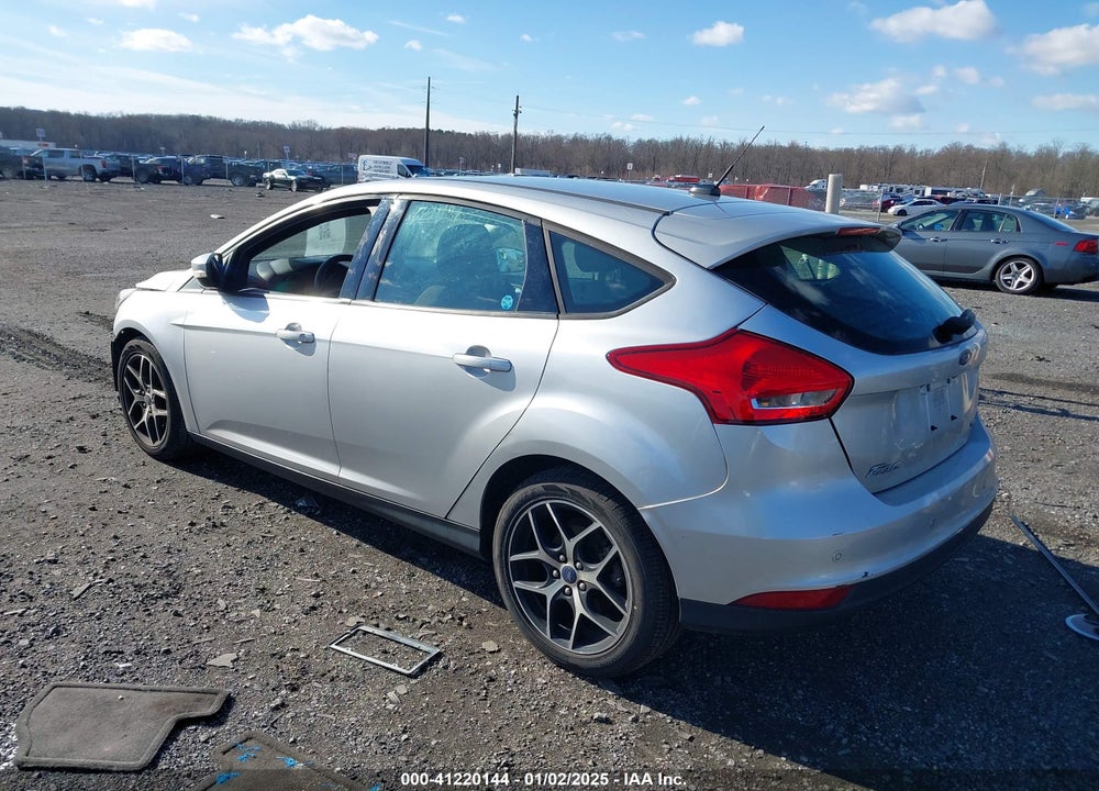 2017 FORD FOCUS VIN: 1FADP3M24HL309576