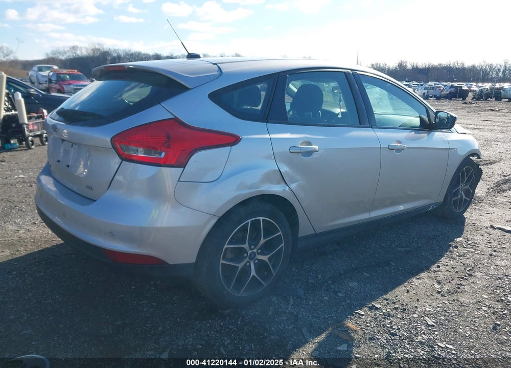 2017 FORD FOCUS VIN: 1FADP3M24HL309576