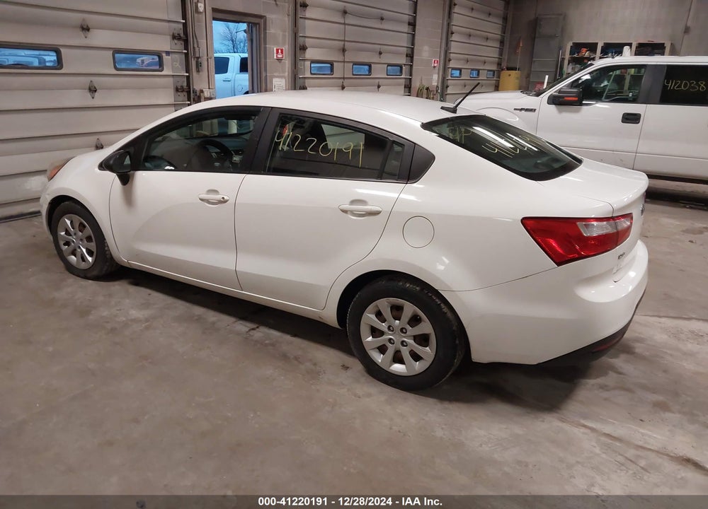 2015 KIA RIO LX VIN: KNADM4A39F6431865