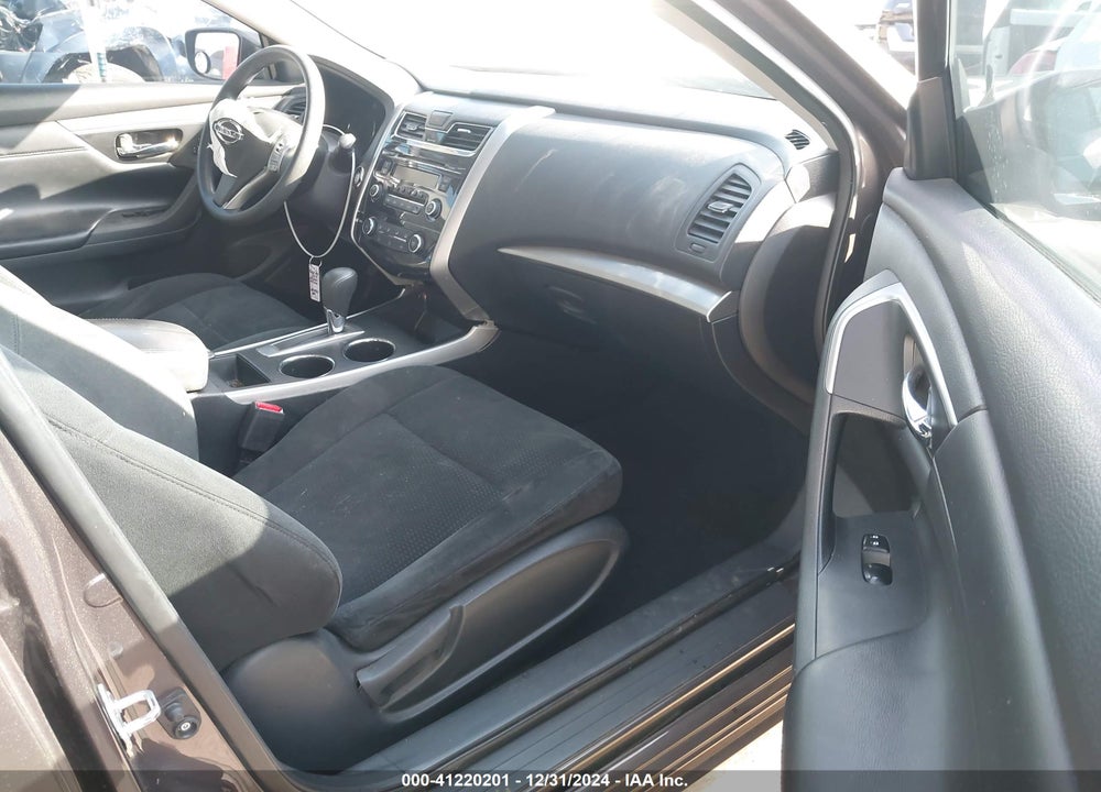 2015 NISSAN ALTIMA VIN: 1N4AL3AP4FN923480