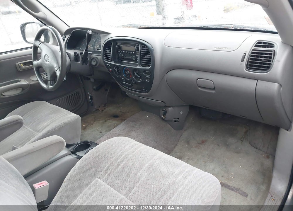 2002 TOYOTA TUNDRA SR5 V8 VIN: 5TBBT441X2S231510