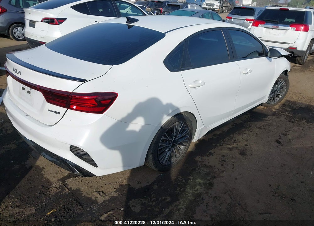 2023 KIA FORTE VIN: 3KPF54AD8PE556241