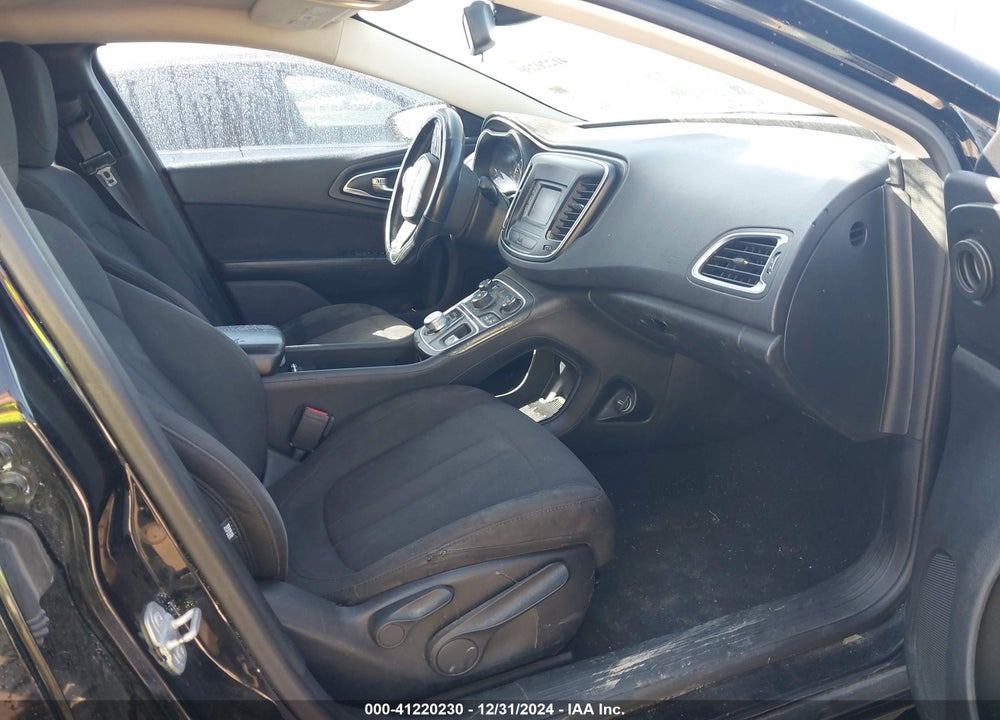 2015 CHRYSLER 200 LIMITED VIN: 1C3CCCAB5FN666566
