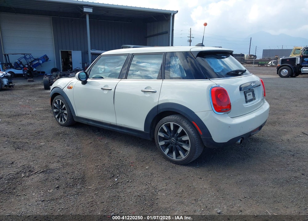 2018 MINI HARDTOP VIN: WMWXU1C57J2F80028