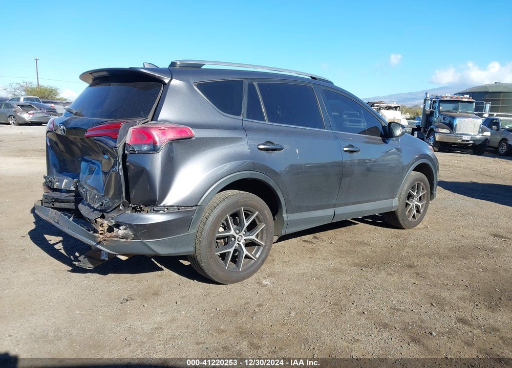 2017 TOYOTA RAV4 SE VIN: JTMNFREV6HJ140265