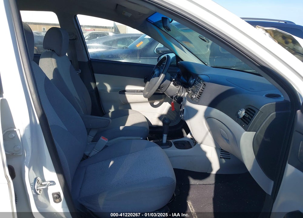 2008 HYUNDAI ACCENT VIN: KMHCN46C88U185034