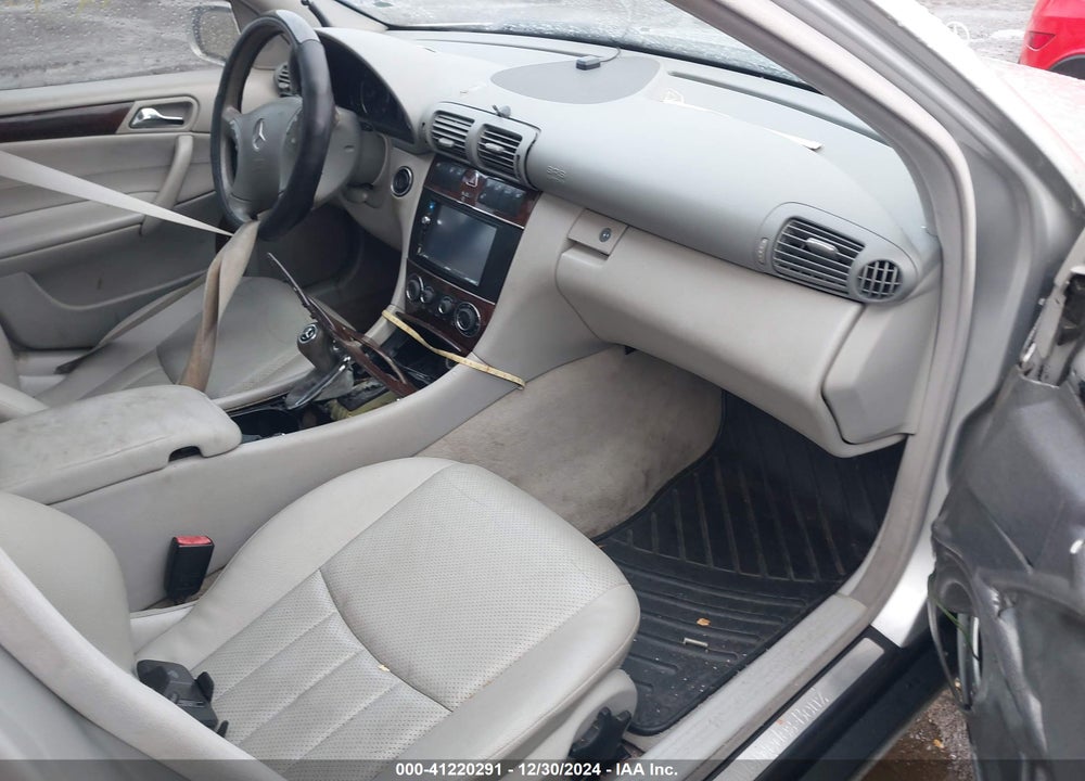 2005 MERCEDES-BENZ C 240 VIN: WDBRF81JX5F612530
