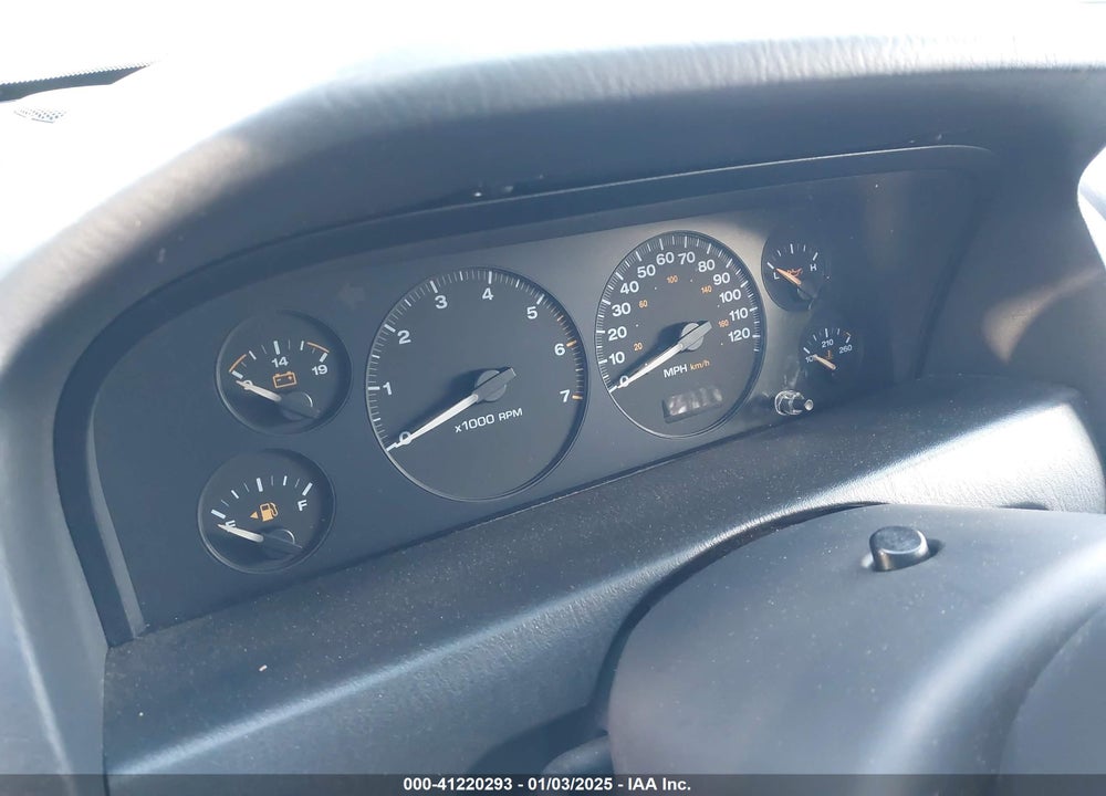 2004 JEEP GRAND CHEROKEE LAREDO VIN: 1J8GW48S24C375301