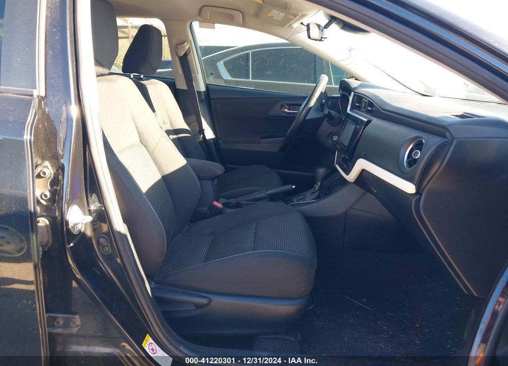 2017 TOYOTA COROLLA IM VIN: JTNKARJE2HJ528421