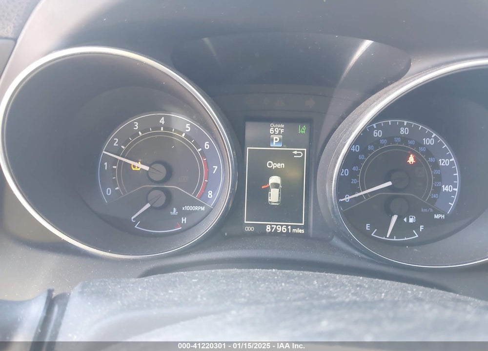 2017 TOYOTA COROLLA IM VIN: JTNKARJE2HJ528421